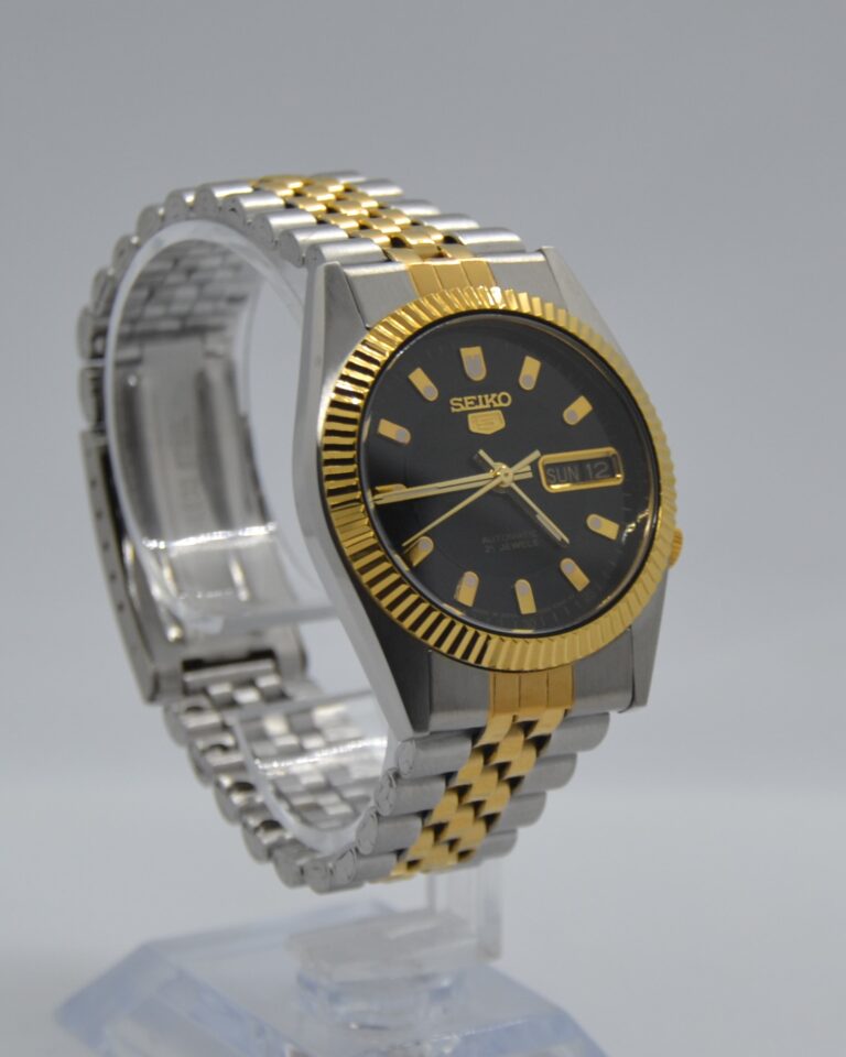 Pycho Watch Seiko SNXJ90 - the American Psycho watch | Clarinda Watches