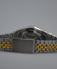 Seiko SNXJ90 caseback and SEIKO clasp