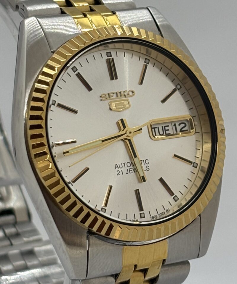 Clarinda_Watches_Seiko_5_SNXJ90_American_Psycho_watch_Datejust_4.2