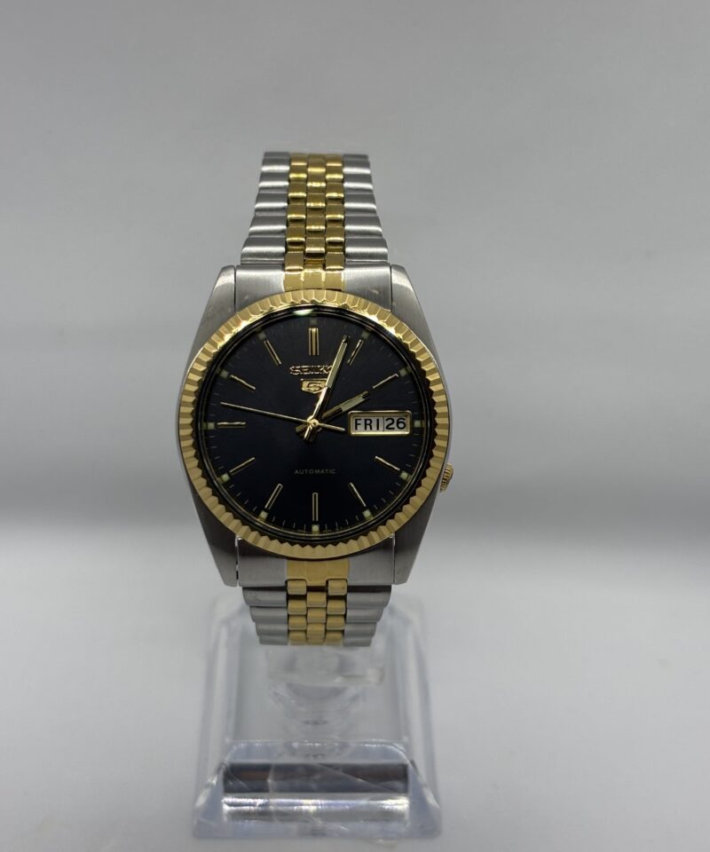 Seiko_5_SNXJ90_SNXJ92_American_Seiko_American_Psycho_datejust_watch._Automatic_watch_7s26_jubilee_bracelet_fluted_bezel_black_dial_2