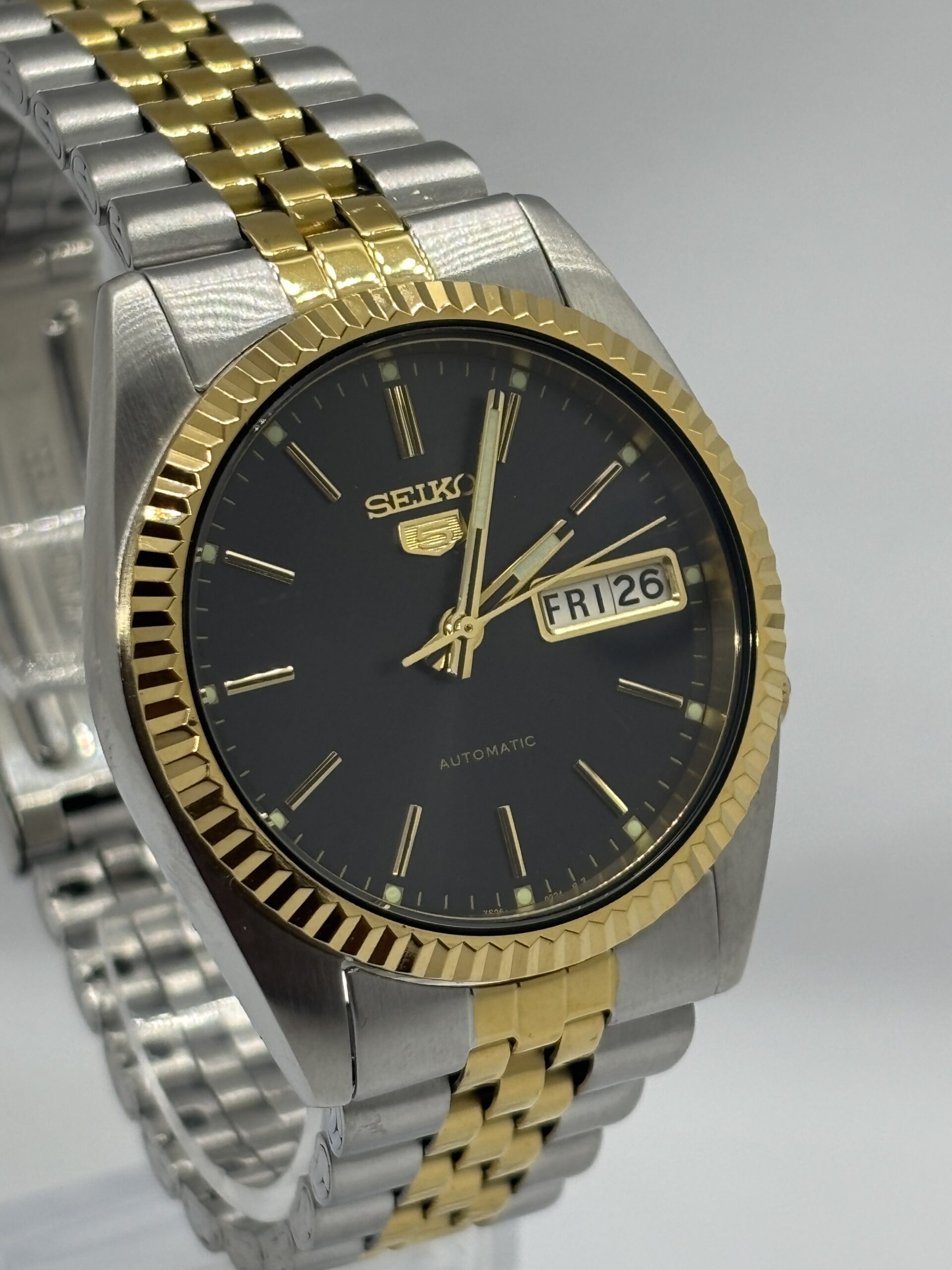 SNXJ90 black dial - Image 3