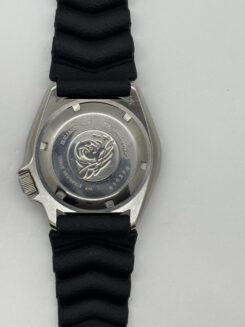 Clarinda Watches Seiko SKX007 Best Dive watch rubber strap 10