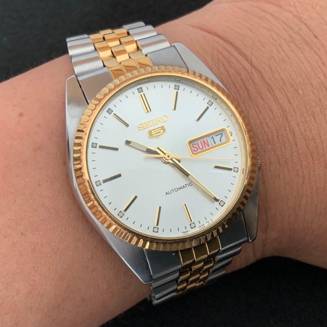 Clarinda Watches SNXJ90 original American Psycho watch 7s26 Show in hand view 1