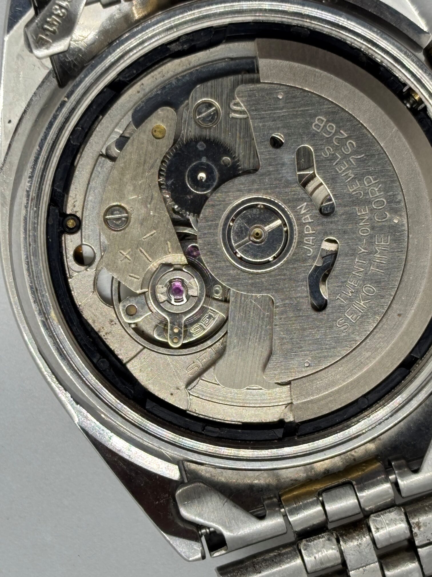 Clarinda Watches SNXJ90 original American Psycho watch 7s26 movement view 1