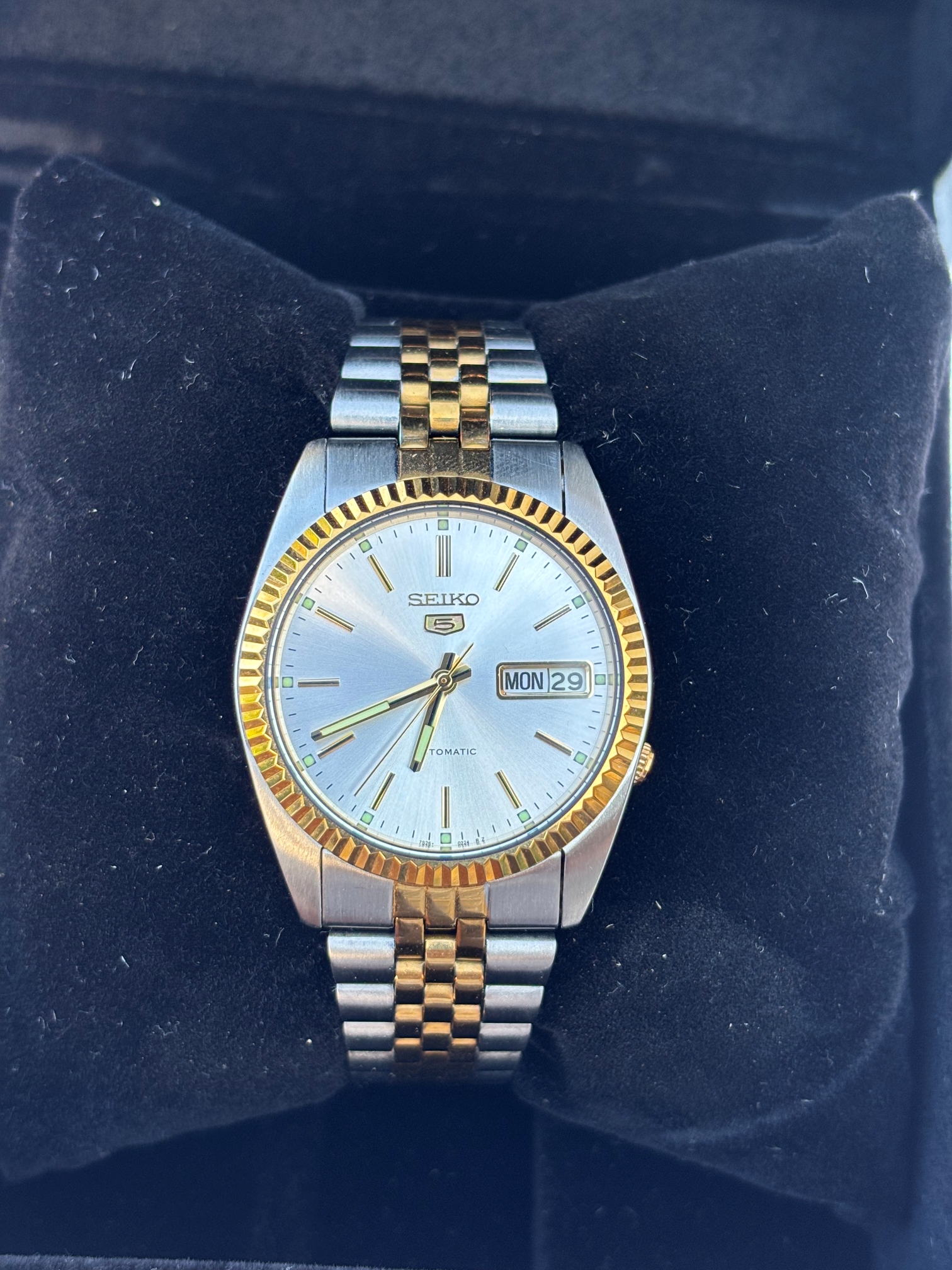 Clarinda Watches SNXJ90 vs Rolex datejust American Psycho watch Seiko datejust Outside shot 7