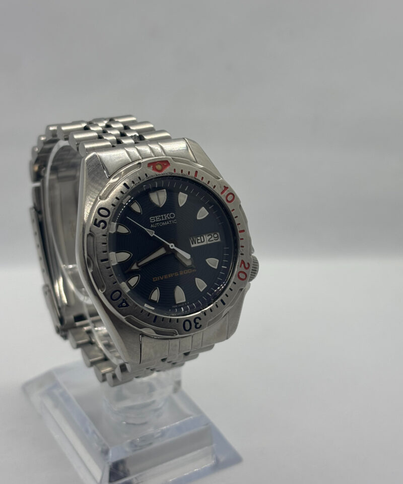 Clarinda watches best Seiko watches Seiko mod Seiko SKX001 Mini Bullet 1